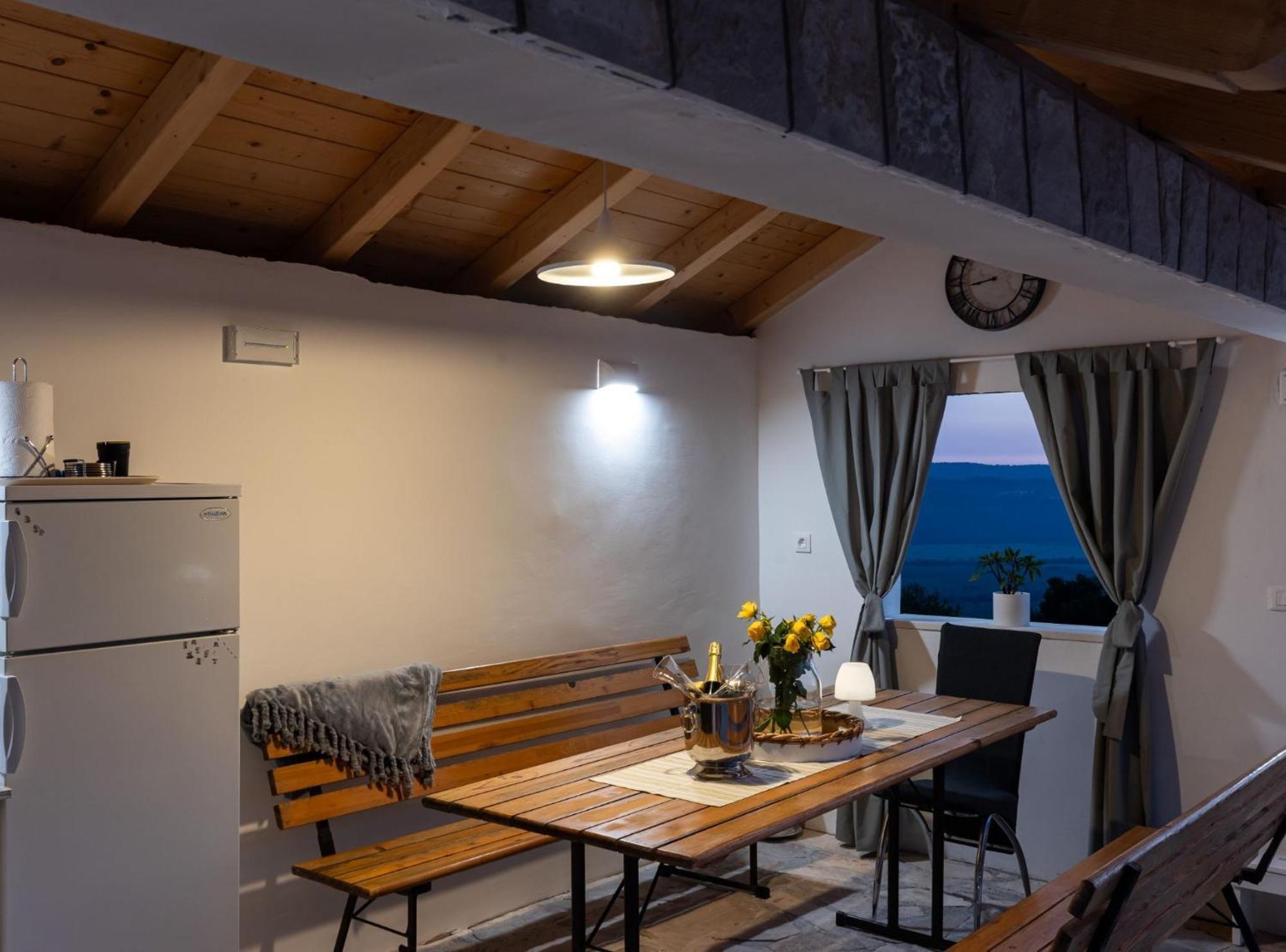 Villa Source With Private Pool Pridvorje Екстер'єр фото