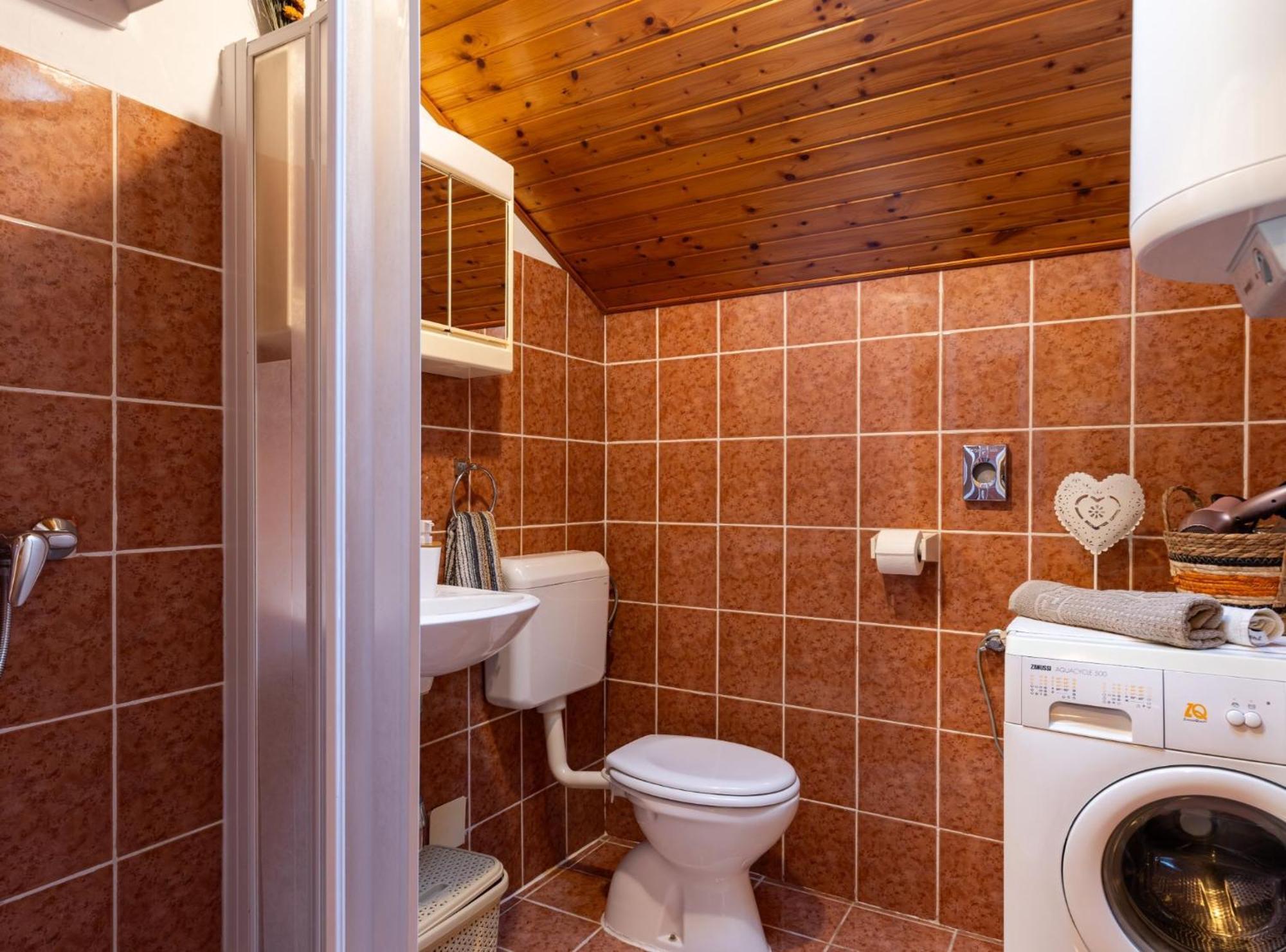 Villa Source With Private Pool Pridvorje Екстер'єр фото