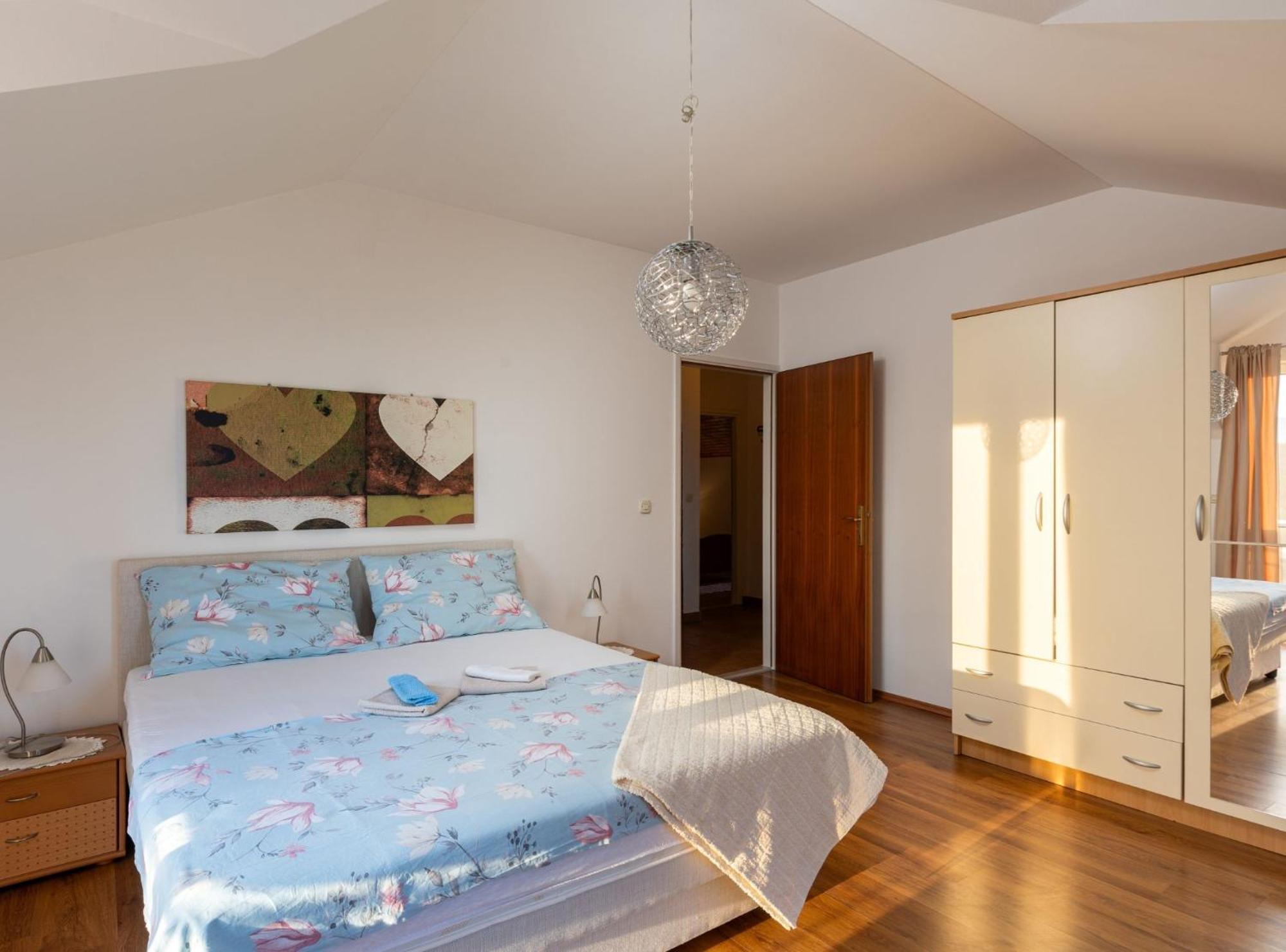 Villa Source With Private Pool Pridvorje Екстер'єр фото