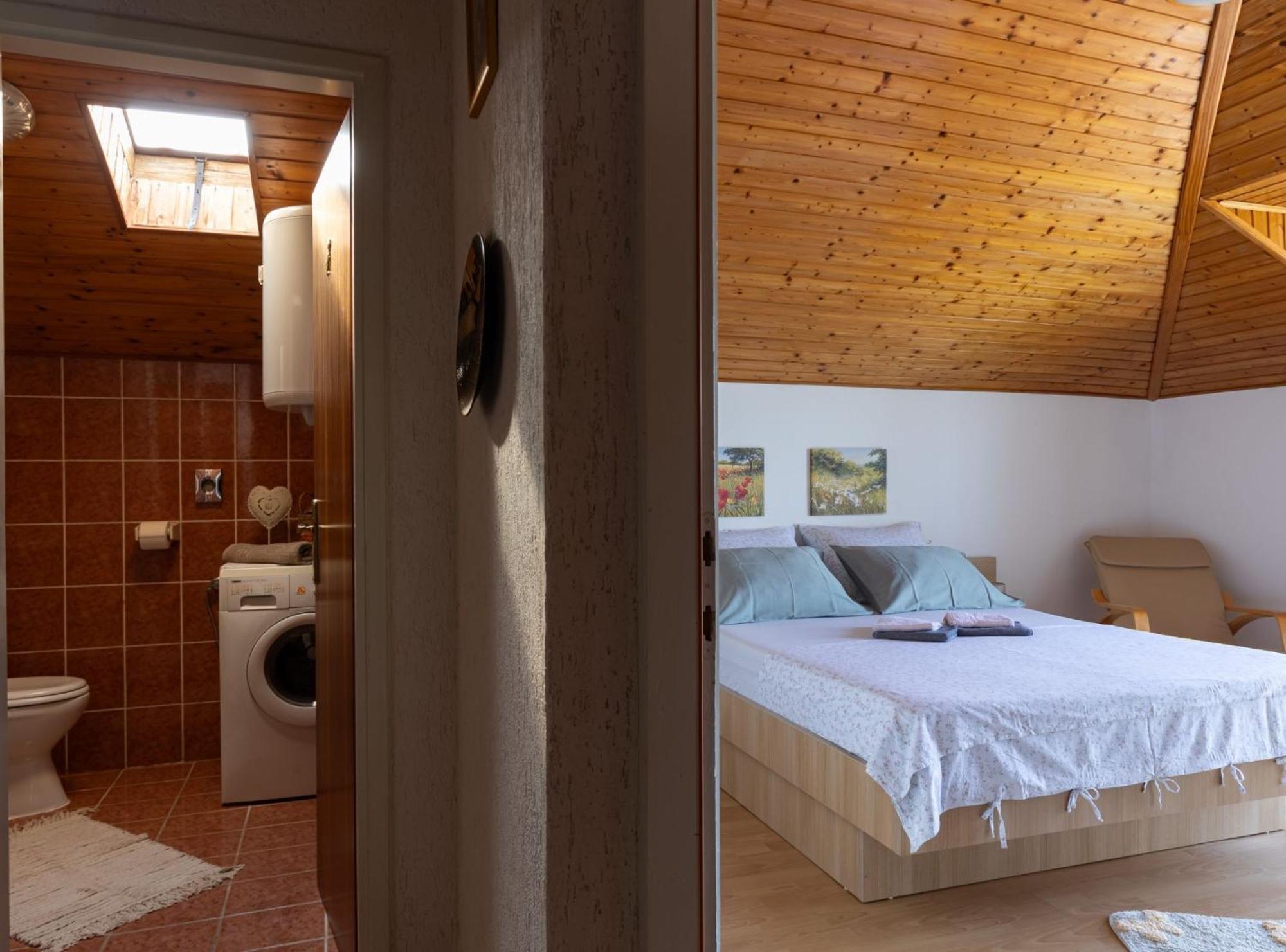 Villa Source With Private Pool Pridvorje Екстер'єр фото